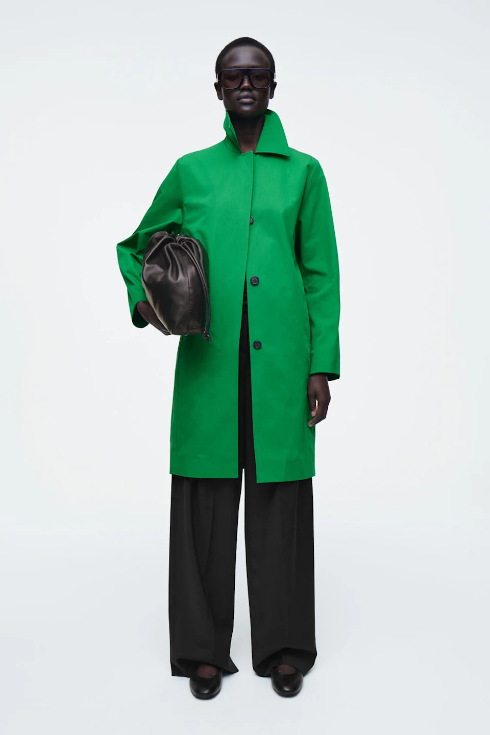 Vibrant Green Car Coat with Black Wide-Leg Trousers Vibrant Green Car Coat with Black Wide-Leg Trousers — Car Coat Outfits