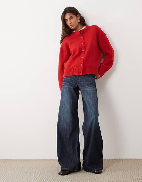 Statement Cardigan: Bright Red Knit with Wide-Leg Jeans — Comfy Winter Outfits