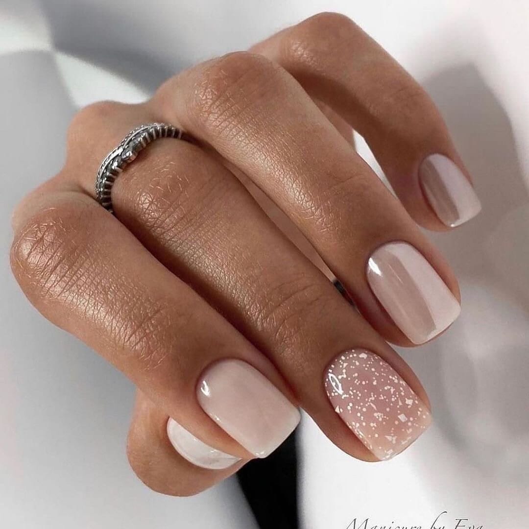 Glossy With Subtle Glitter Visual Idea Glossy With Subtle Glitter Visual Idea — Classy Winter Nails