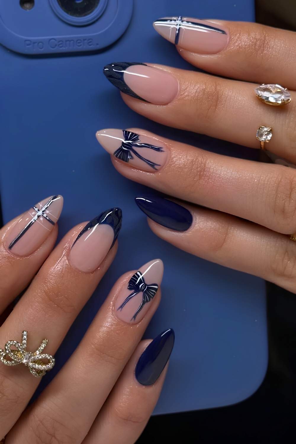 Deep Blue Marble Effect with Glitter Snowflakes — Winter Blue Nails