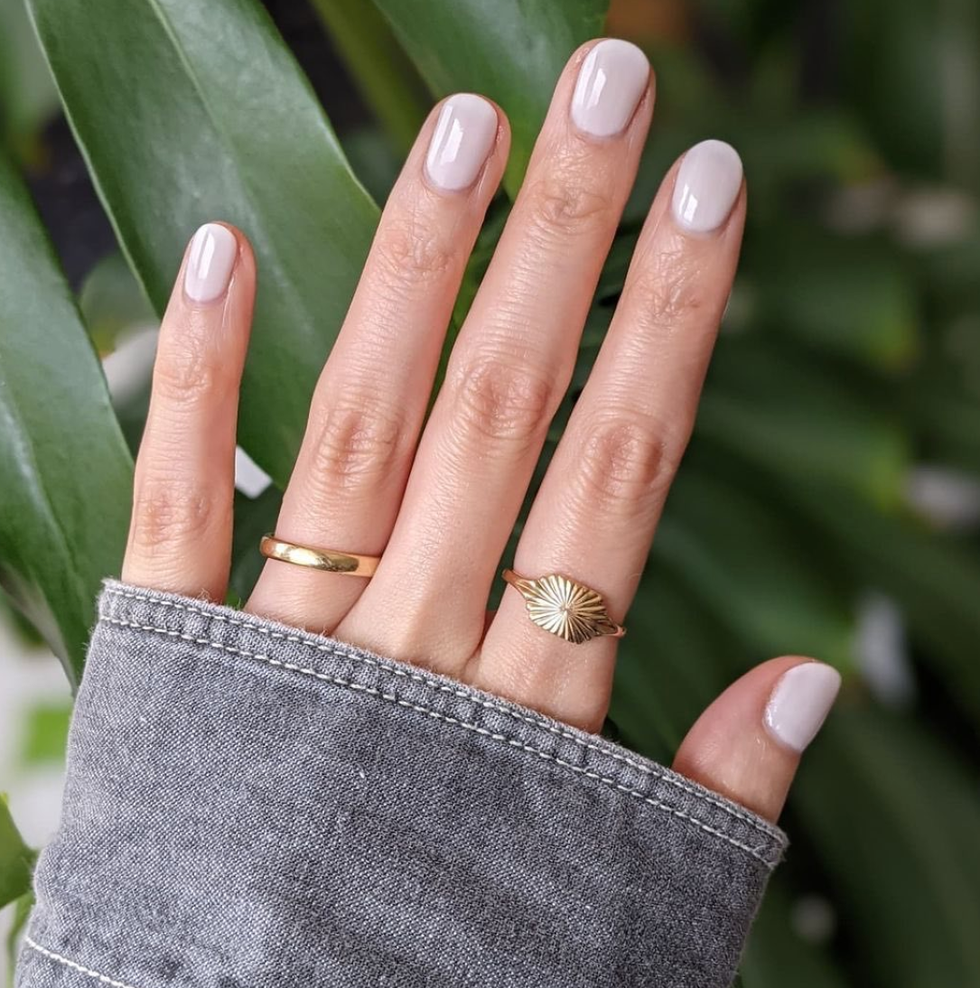 Visual Idea — Neutral Winter Nails