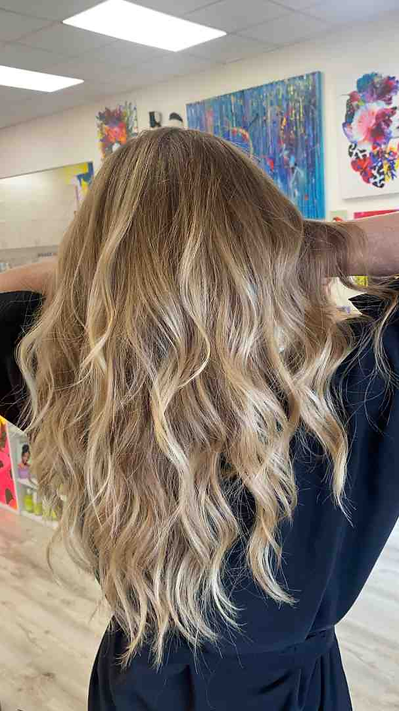 Wavy Ash Blonde Hair with Subtle Highlights — Blonde Hair Colour
