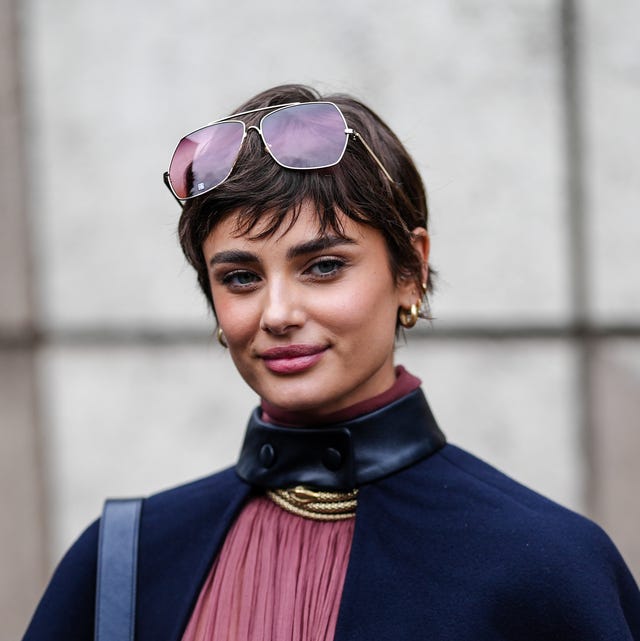 Tousled Brown Hair with Plaid and Pleats Tousled Brown Hair with Plaid and Pleats — Trendy Haircuts for Women