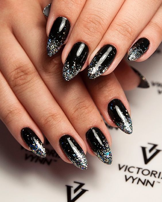 Sparkling Glitter Ombré Black Almond Nails — Winter Black Nails