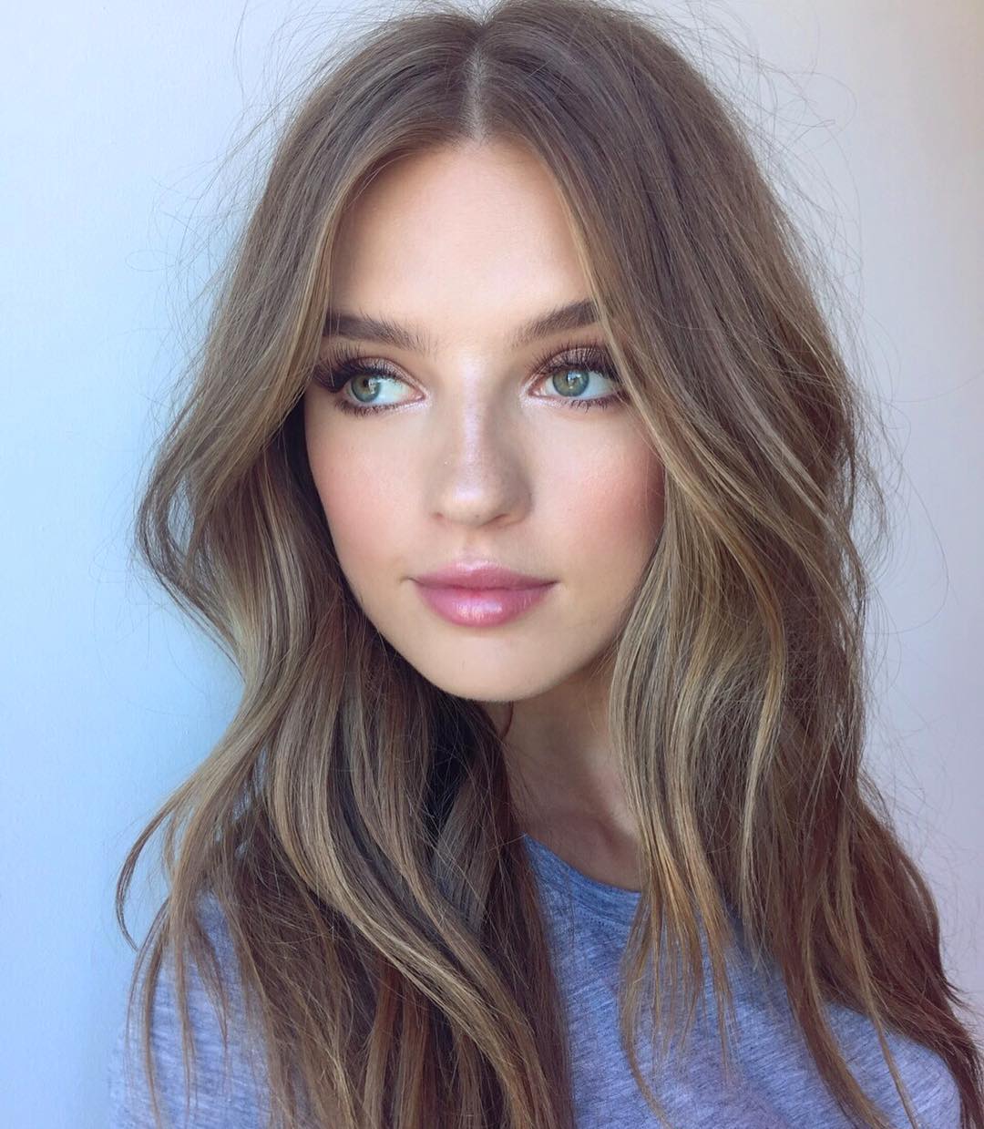 Light Brown with Green and Ash Tones Light Brown with Green and Ash Tones — Winter Hair Colors for Green Eyes