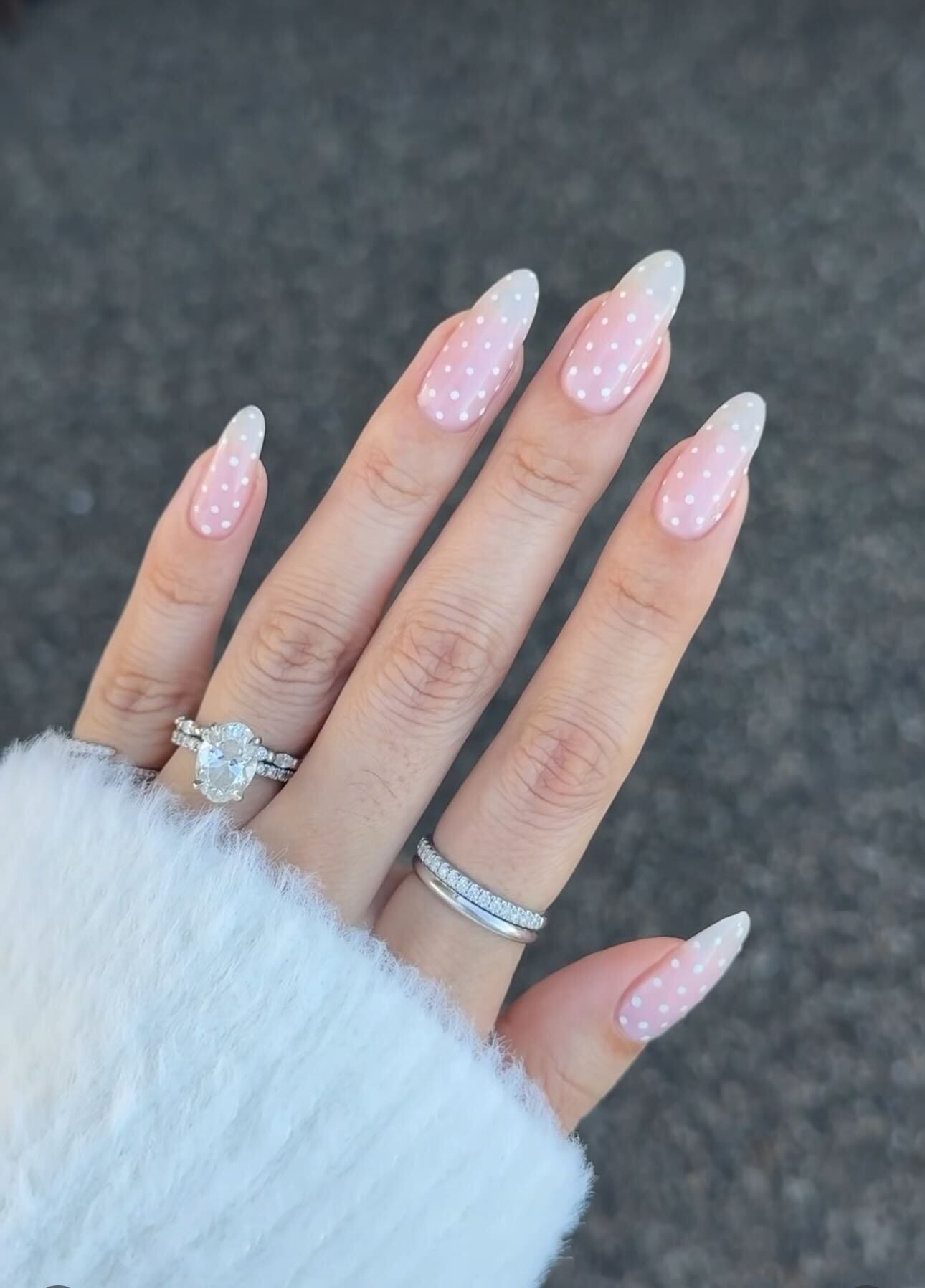 Neutral Tones Color Block Ovals Neutral Tones Color Block Ovals — Winter Nail Colors