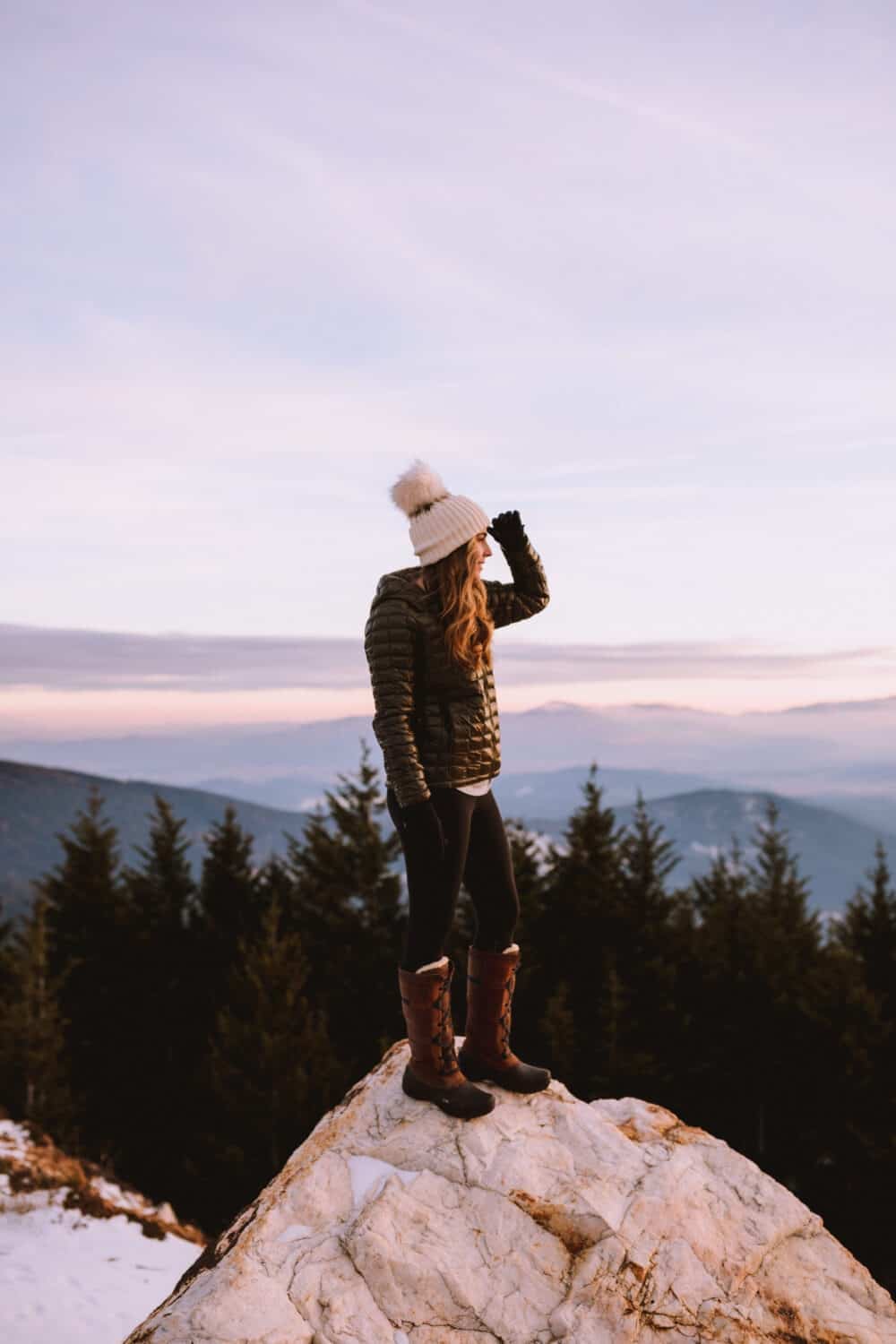 Green Puffer Jacket for Outdoor Adventures — Winter Layering Outfits