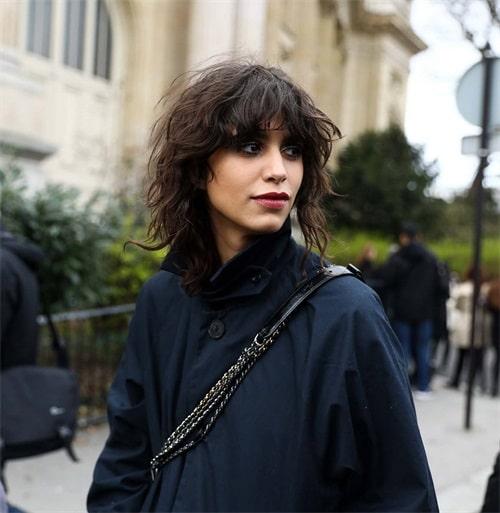 Full Textured Bangs Shoulder-Length Dark Brown Shag With Textured Bangs Full Textured Bangs Shoulder-Length Dark Brown Shag With Textured Bangs — Winter Shag Haircuts