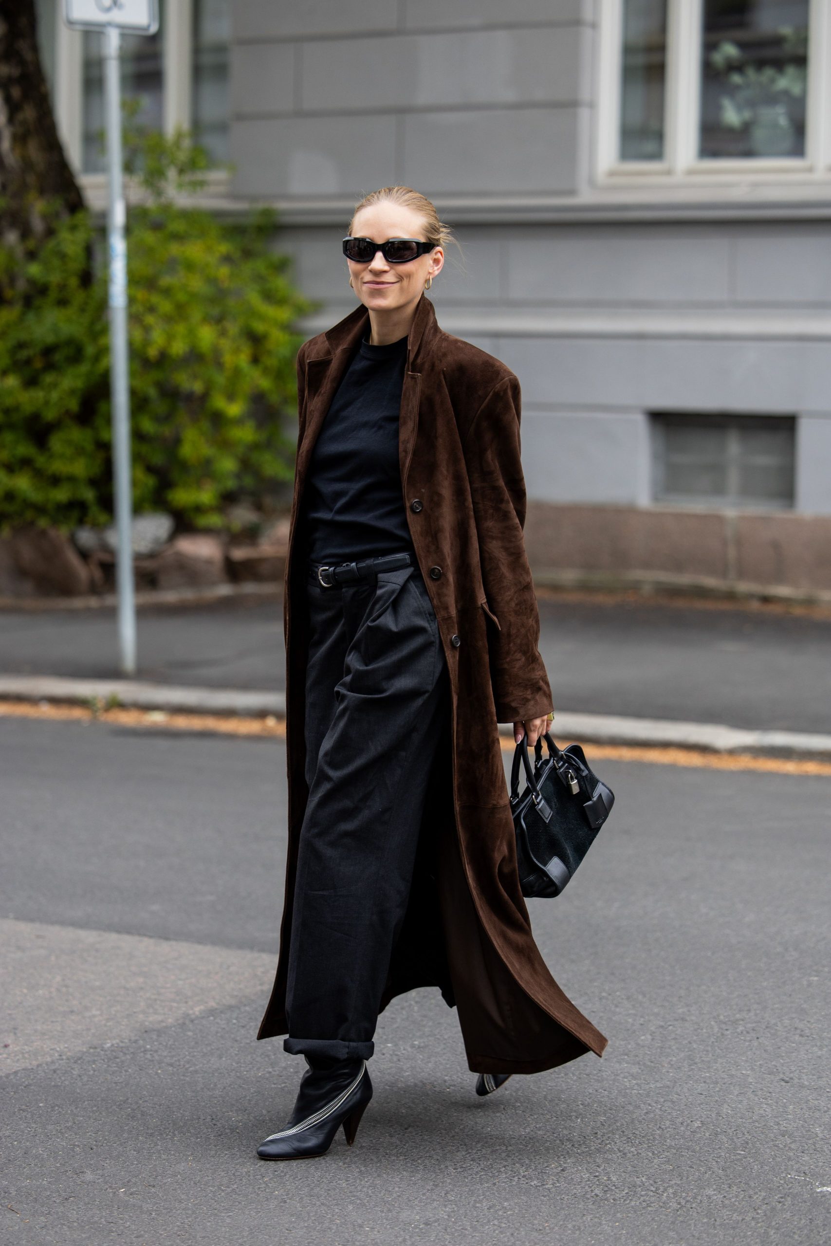 Oversized Dark Brown Suede Coat for Street Style — Brown Coat Outfits