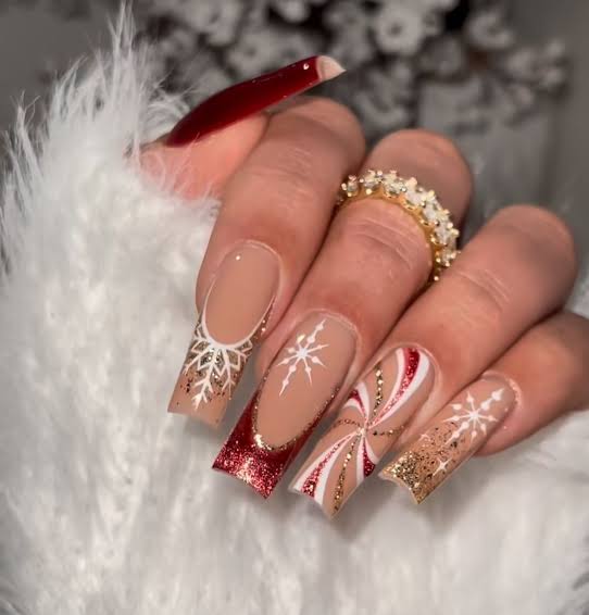 Festive Nude Winter Snowflake Stripes Festive Nude Winter Snowflake Stripes — Cute Winter Nails