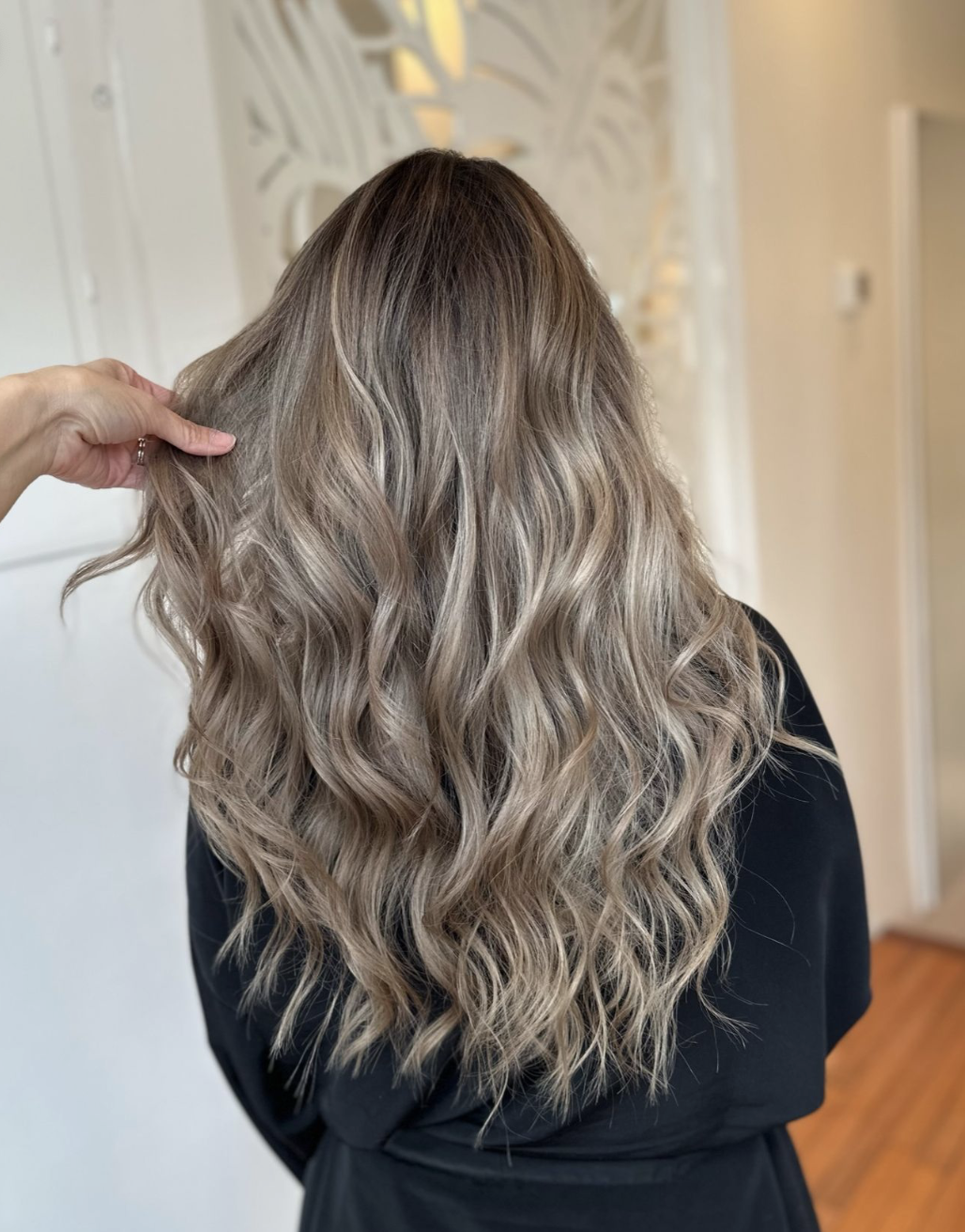 Ash Brown With Babylights Root Shadow Ash Brown With Babylights Root Shadow — Low Maintenance Winter Hair Colors