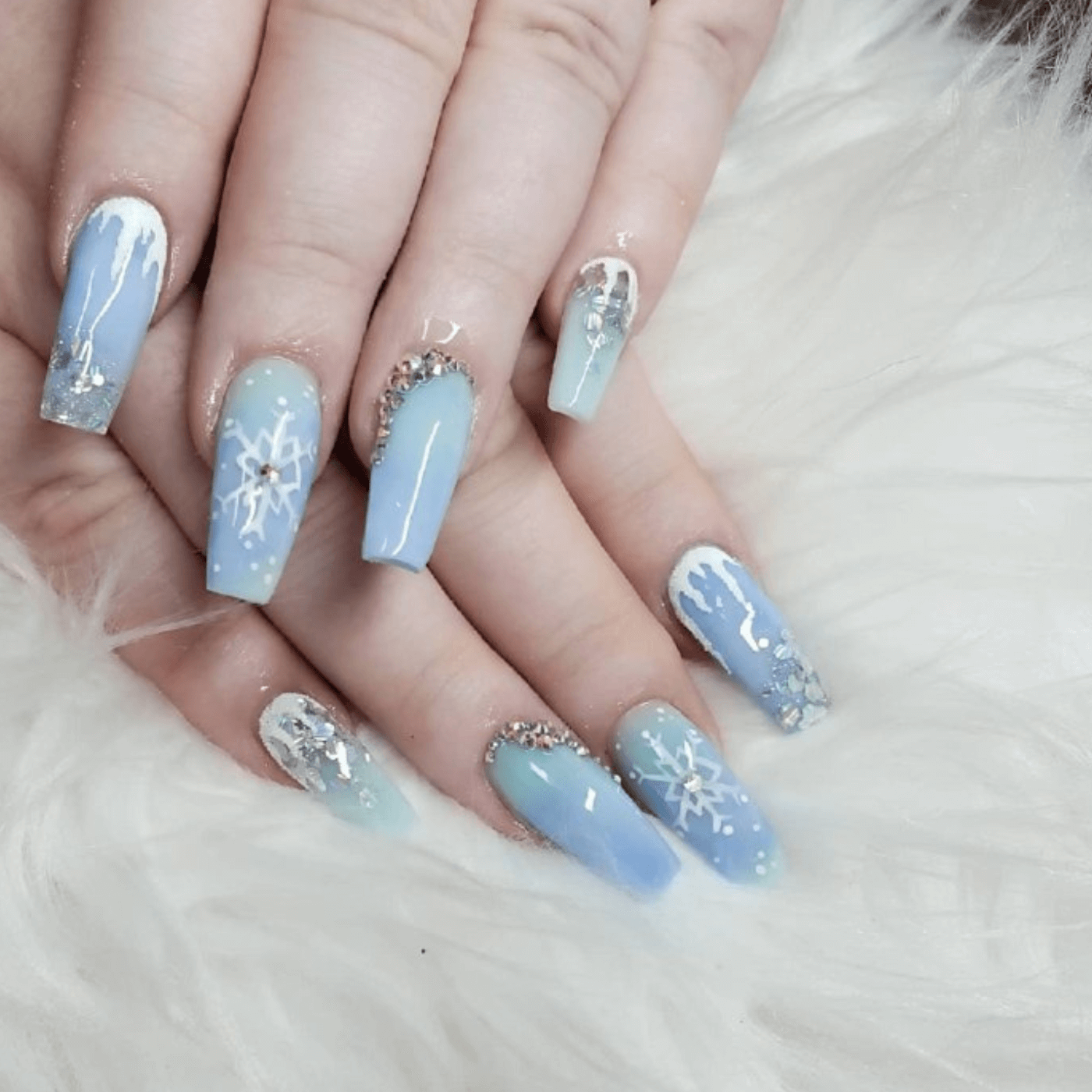 Icicle Drip Winter Nails Icicle Drip Winter Nails — Winter Nail Designs