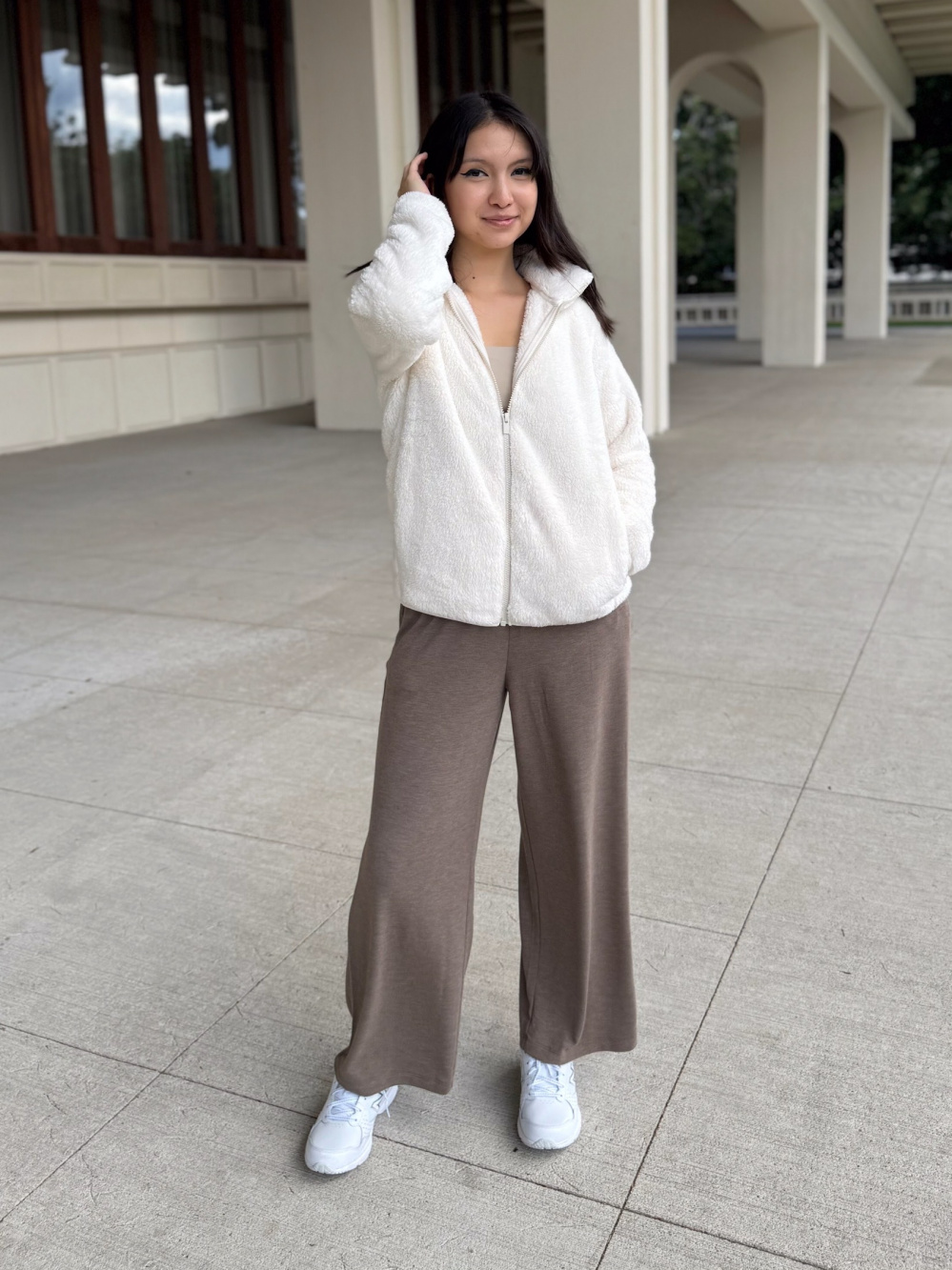 Fuzzy Texture Pairing: Off-White Fleece with Brown Pants Fuzzy Texture Pairing: Off-White Fleece with Brown Pants — Fleece Jacket Outfits