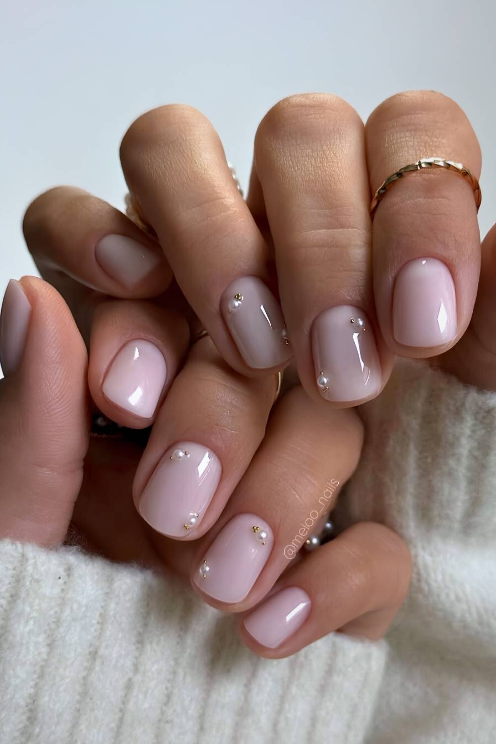 Short Square Pearls and Gold Beads Short Square Pearls and Gold Beads — January Nails