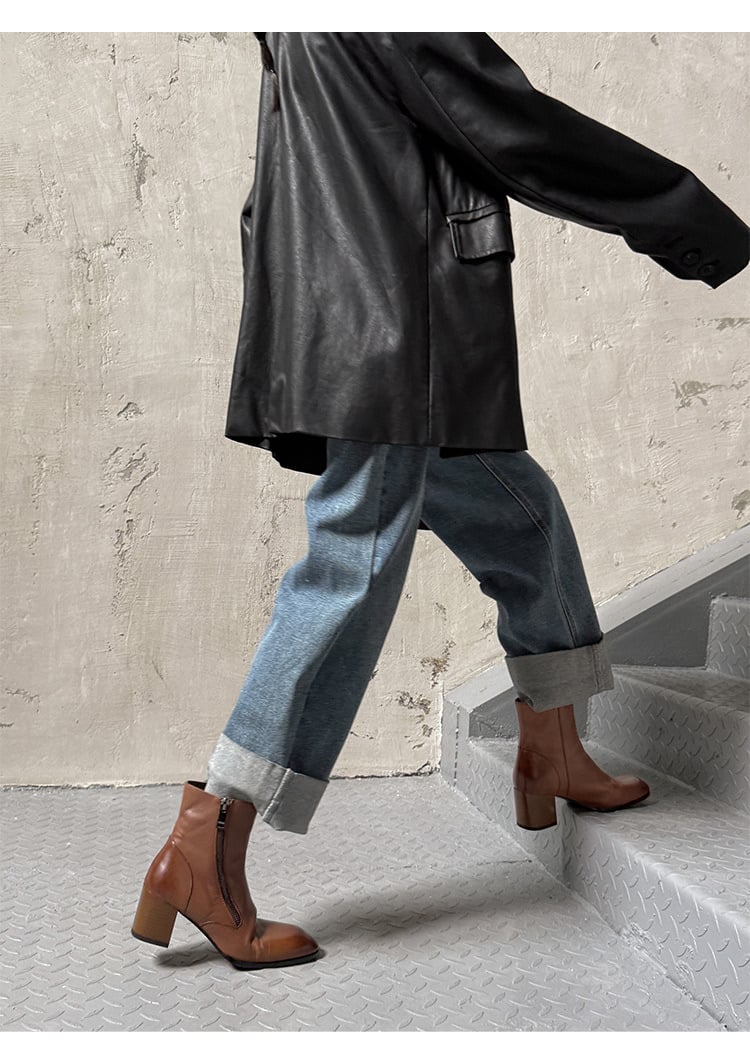 Leather Jacket and Cuffed Jeans with Side Zip Boots Leather Jacket and Cuffed Jeans with Side Zip Boots — Ankle Boots Outfits