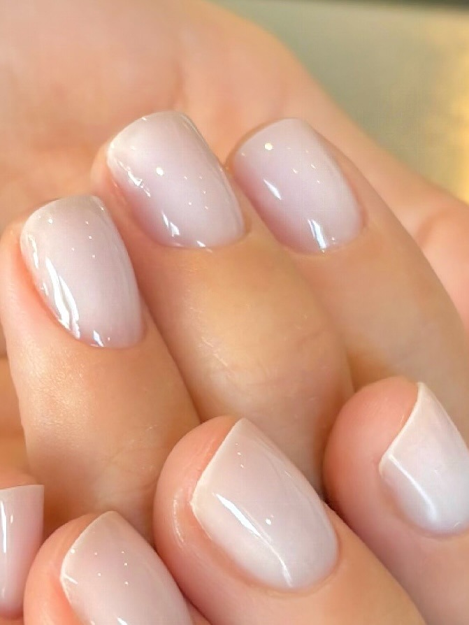Sheer Milky Pink Glossy Short Oval Nails Sheer Milky Pink Glossy Short Oval Nails — Natural Winter Nails