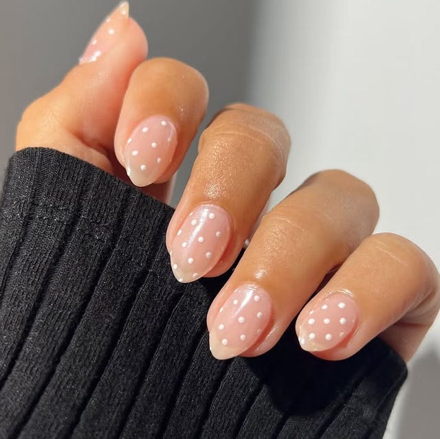 Classic White Dot Short Almonds Classic White Dot Short Almonds — Nail Art Ideas