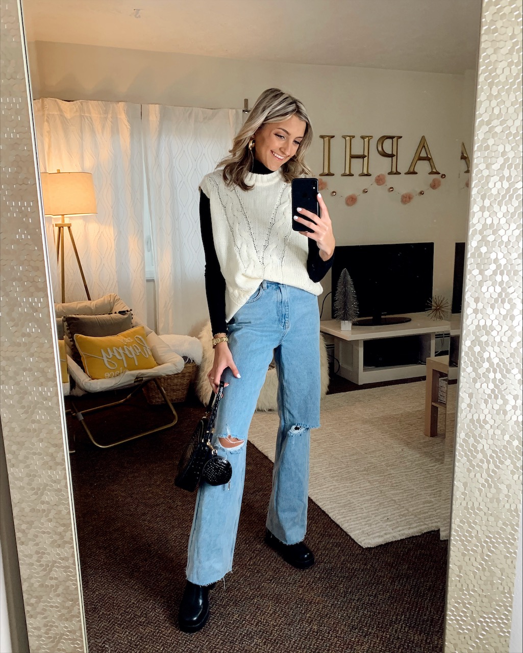 Cable-Knit Vest Over a Turtleneck for a Casual Dinner Cable-Knit Vest Over a Turtleneck for a Casual Dinner — Winter Dinner Outfits