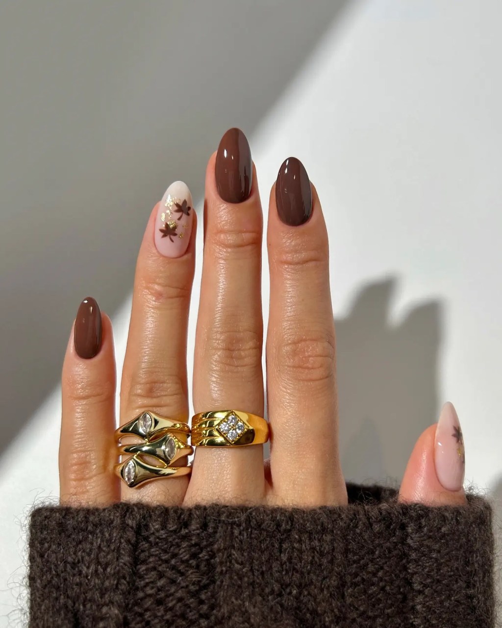 Deep Brown Cream Gold Leaf Almond Nails Deep Brown Cream Gold Leaf Almond Nails — Simple Nail Designs