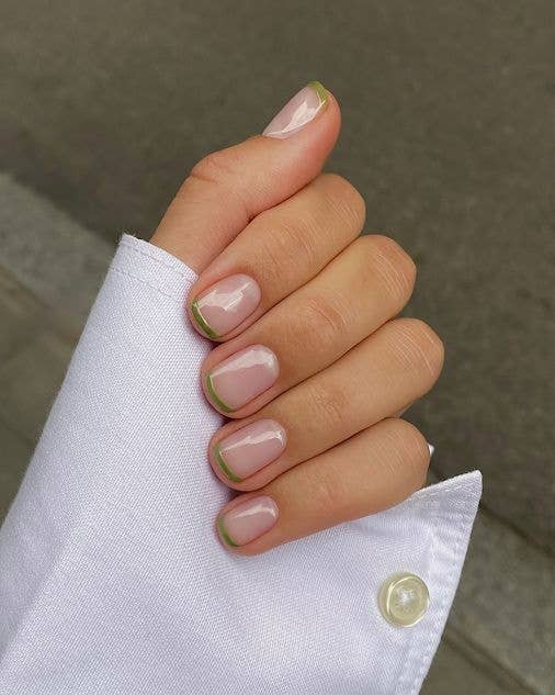 14 chic and unique viral French manicures: From metallic to chocolate brown