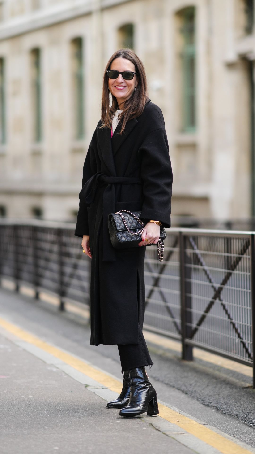 Polished Street Style: Belted Coat and Chunky Ankle Boots Polished Street Style: Belted Coat and Chunky Ankle Boots — Black Boots Outfits