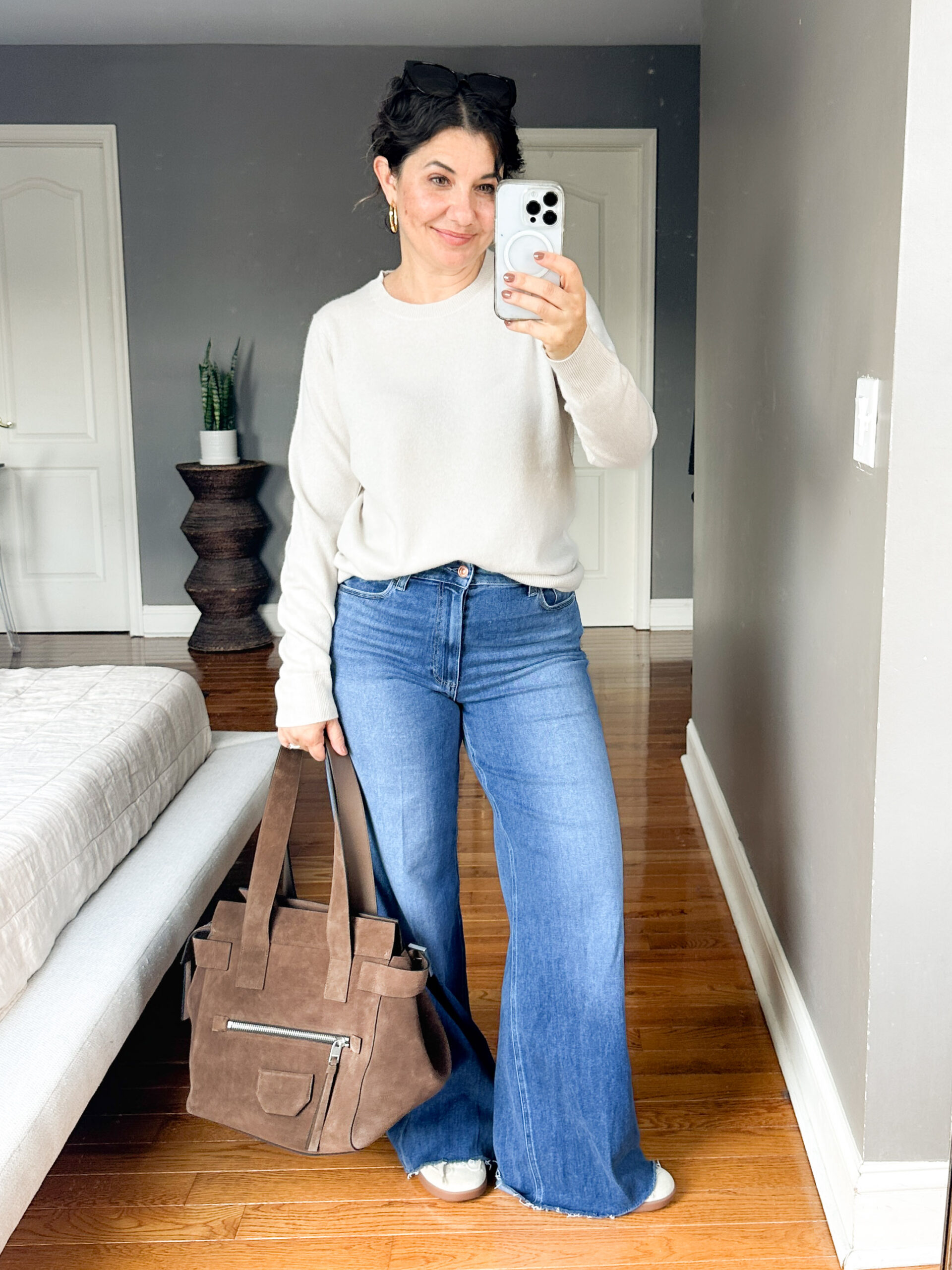 Relaxed Cream Knit and Wide-Leg Denim: Casual Fall Comfort — Fall to Winter Outfits