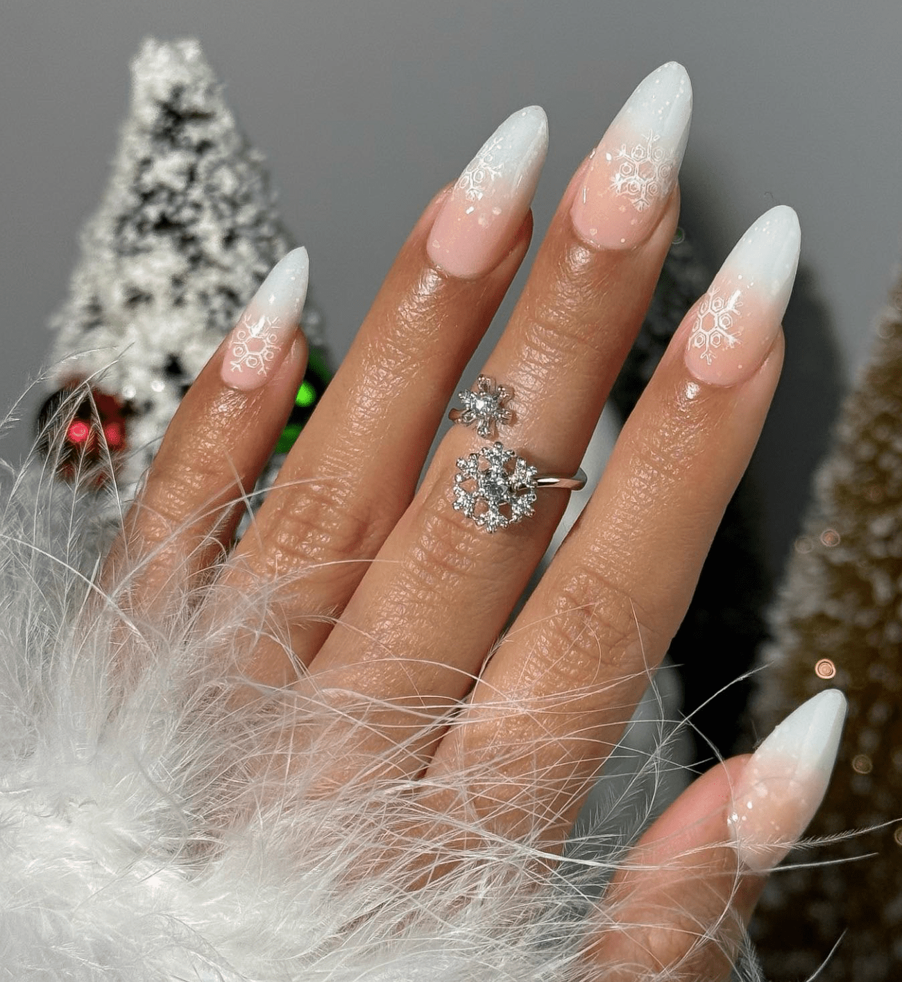White to Pink Ombre with Snowflakes White to Pink Ombre with Snowflakes — Winter Ombre Nails