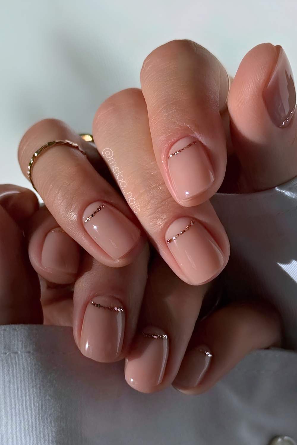 Short Square Nude Pink Rose Gold Line Nails Short Square Nude Pink Rose Gold Line Nails — Winter Nude Nails