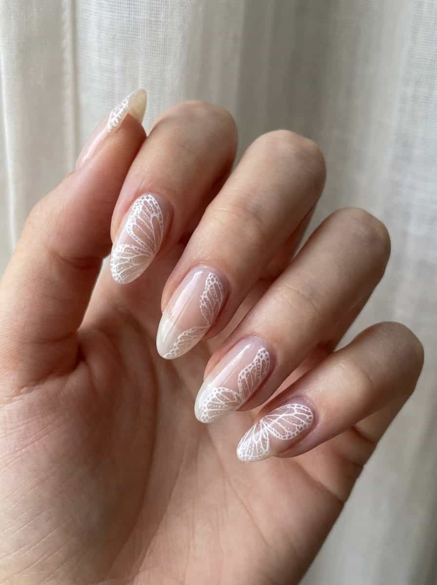 Delicate White Lace Oval Manicure Delicate White Lace Oval Manicure — Nail Art Ideas