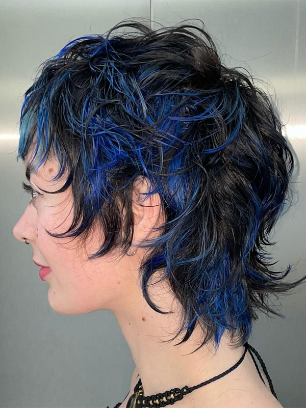 Ash Blonde Pixie With Textured Bangs Ash Blonde Pixie With Textured Bangs — Short Winter Haircuts