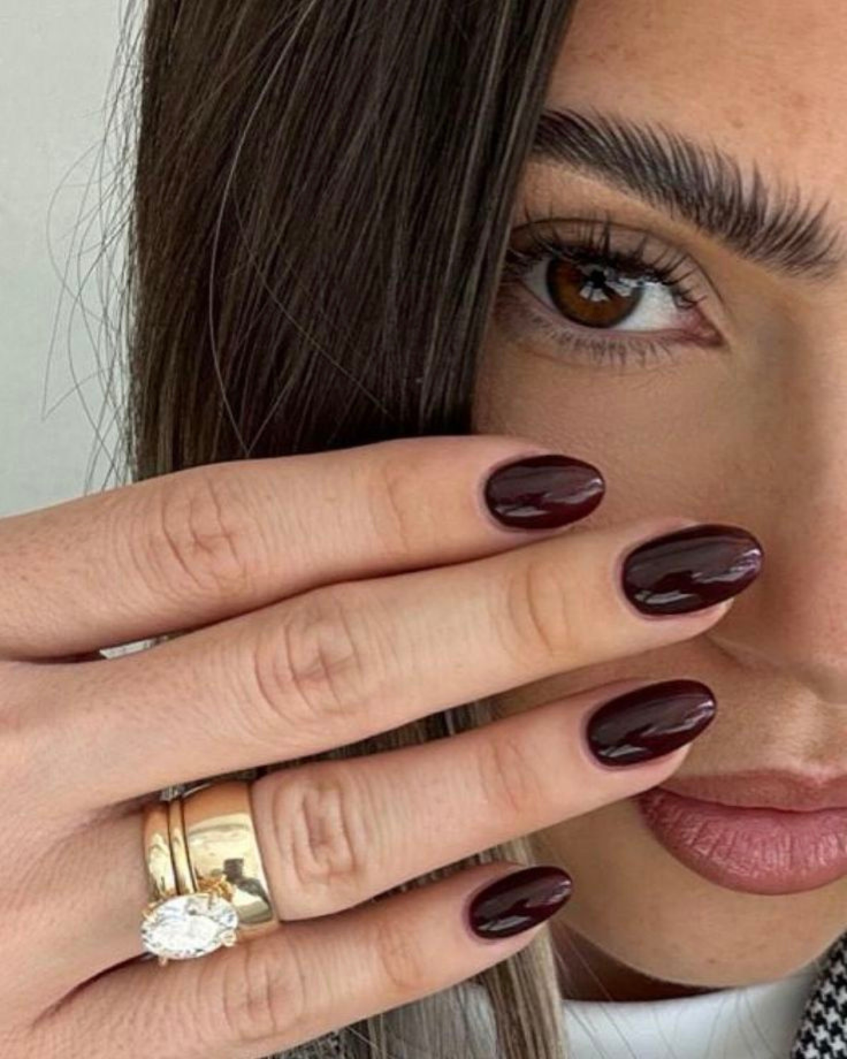Near Black Deep Brown Glossy Ovals Near Black Deep Brown Glossy Ovals — Chocolate Brown Nails