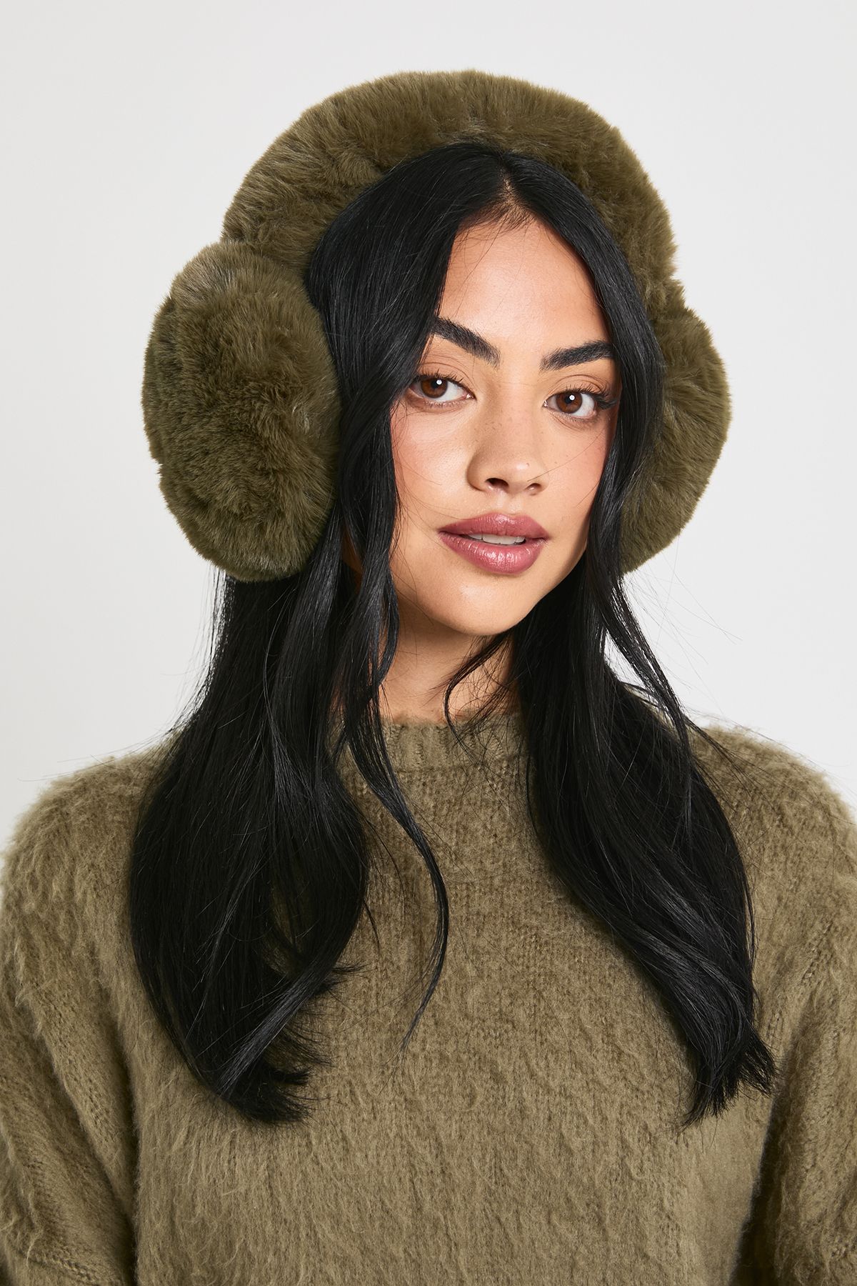 Monochromatic Olive Green Knit Set — Earmuffs Outfits