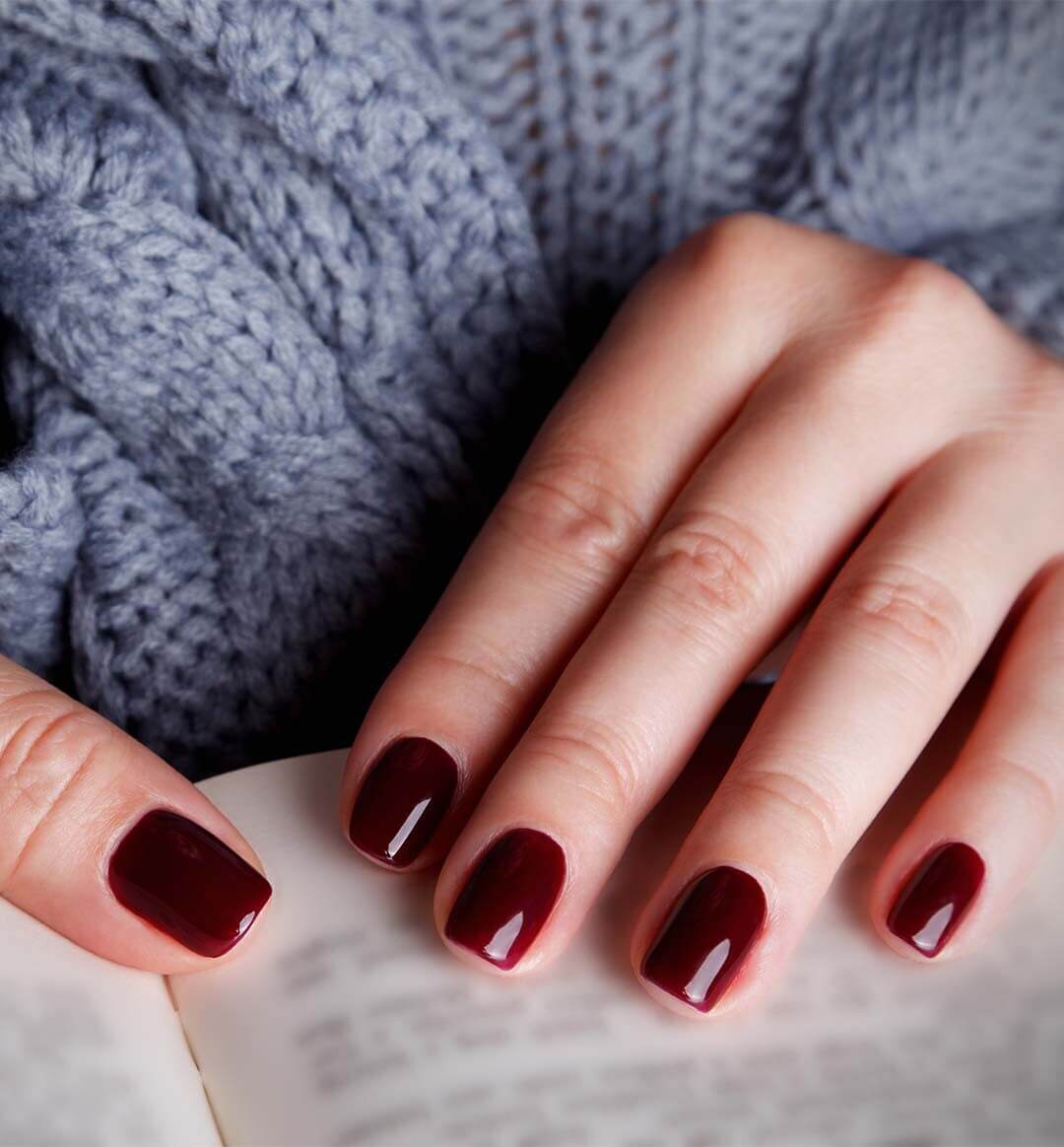 Deep Burgundy High Gloss Short Square — Winter Gel Nail Colors