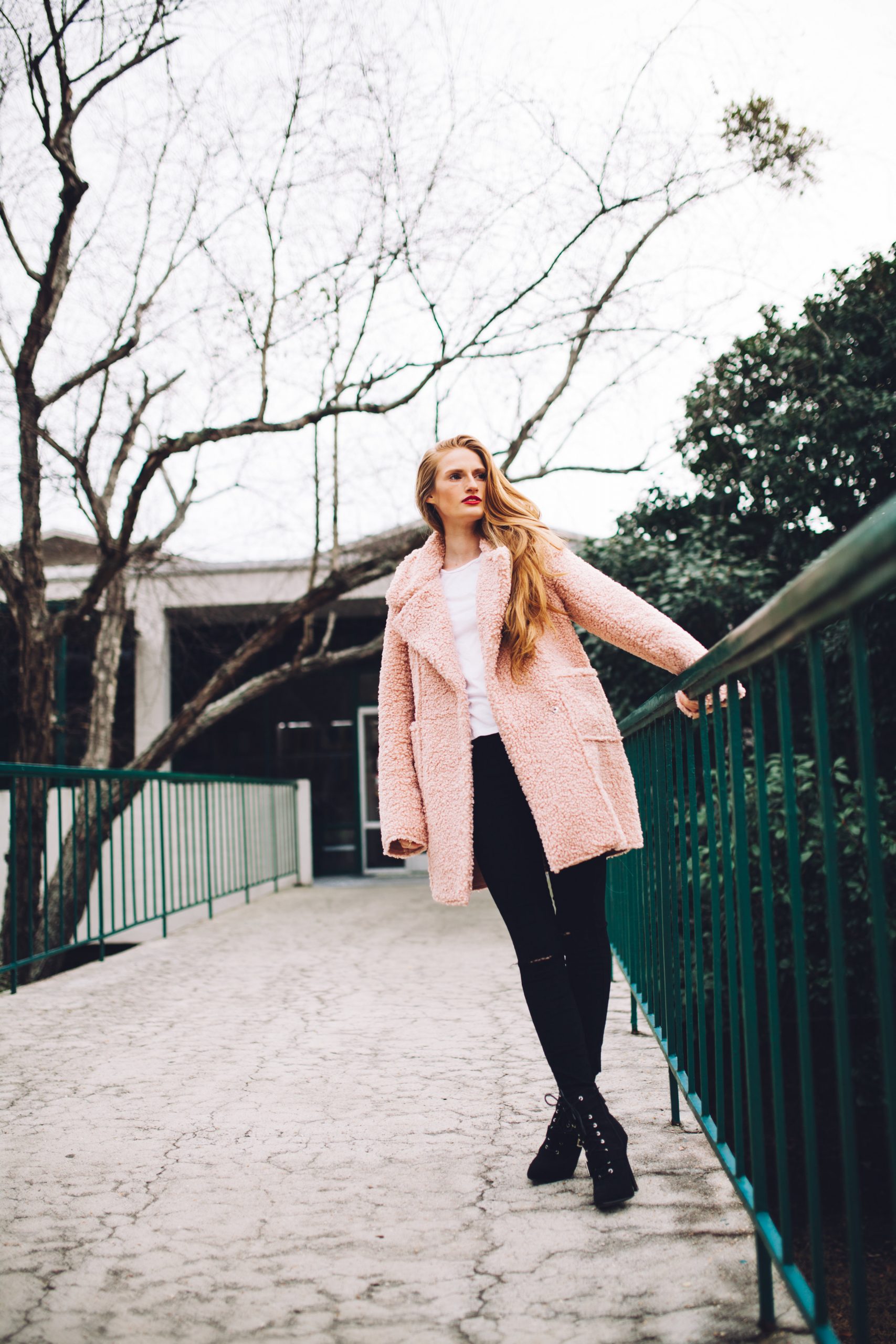 Relaxed Pink Teddy Coat with Lace-Up Boots Relaxed Pink Teddy Coat with Lace-Up Boots — Teddy Coat Outfits