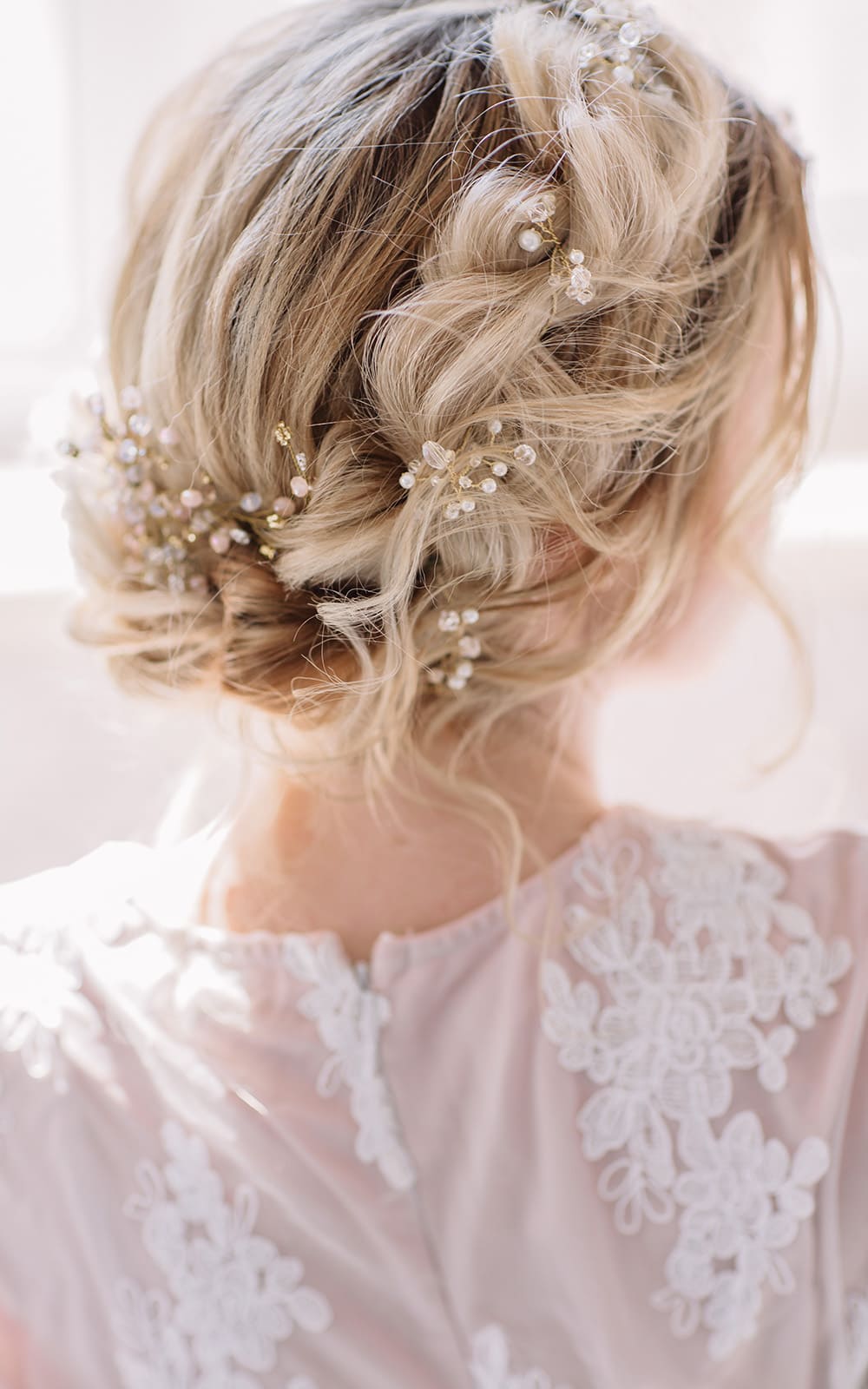 Elegant Updo With Twists And Curls Visual Idea Elegant Updo With Twists And Curls Visual Idea — Winter Wedding Hairstyles