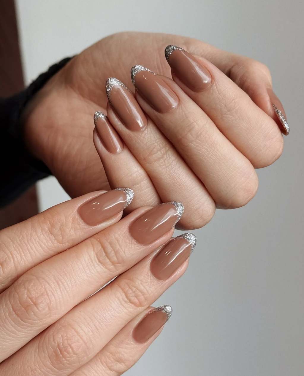French Tips With A Silver Glitter Accent Visual Idea French Tips With A Silver Glitter Accent Visual Idea — Mocha Nails