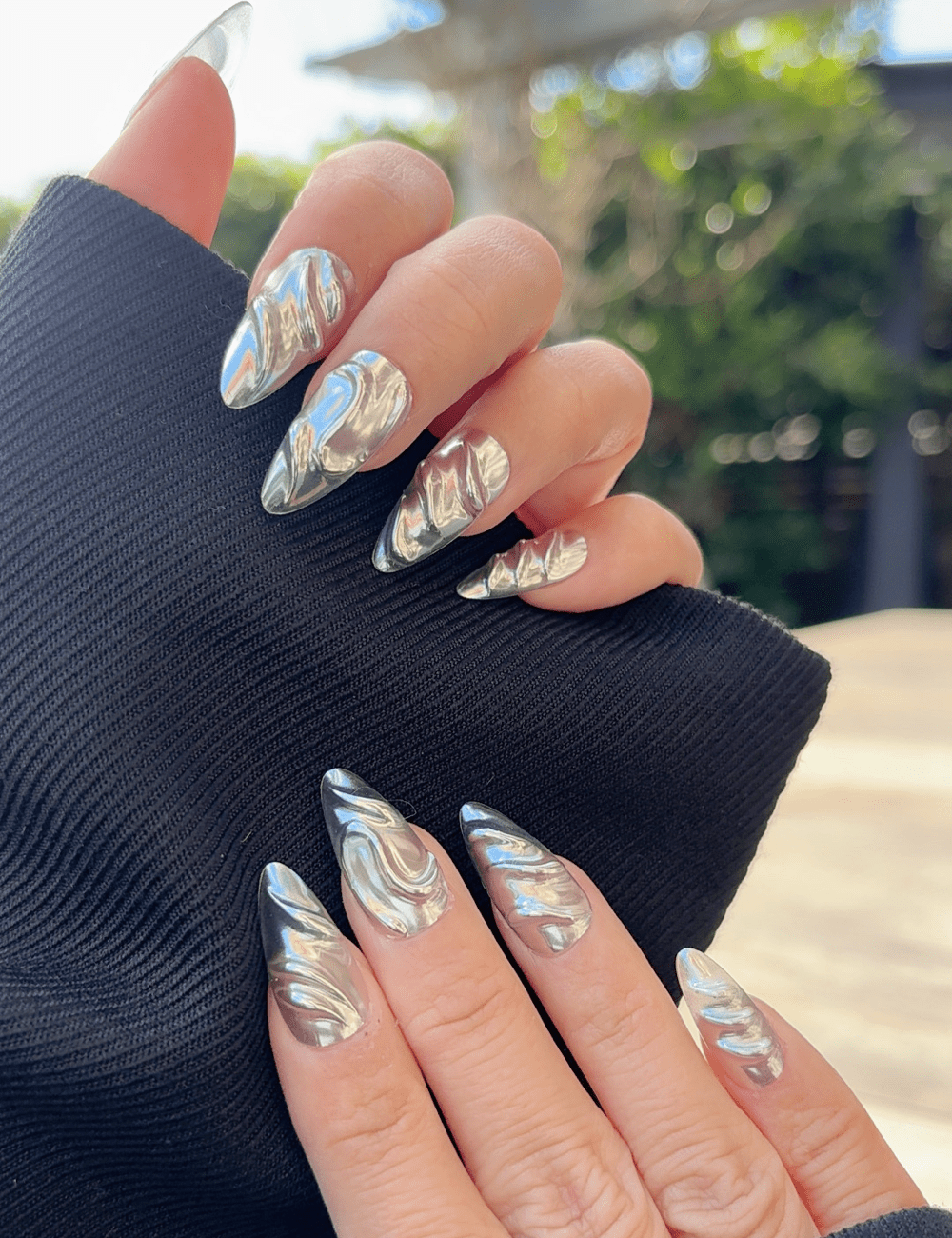 Swirls And Wavy Lines In Silver Chrome Visual Idea — Silver Chrome Nails
