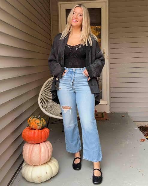 Cozy Cardigan: Grey Cardigan Over Lace Camisole Cozy Cardigan: Grey Cardigan Over Lace Camisole — Oversized Sweater Outfits