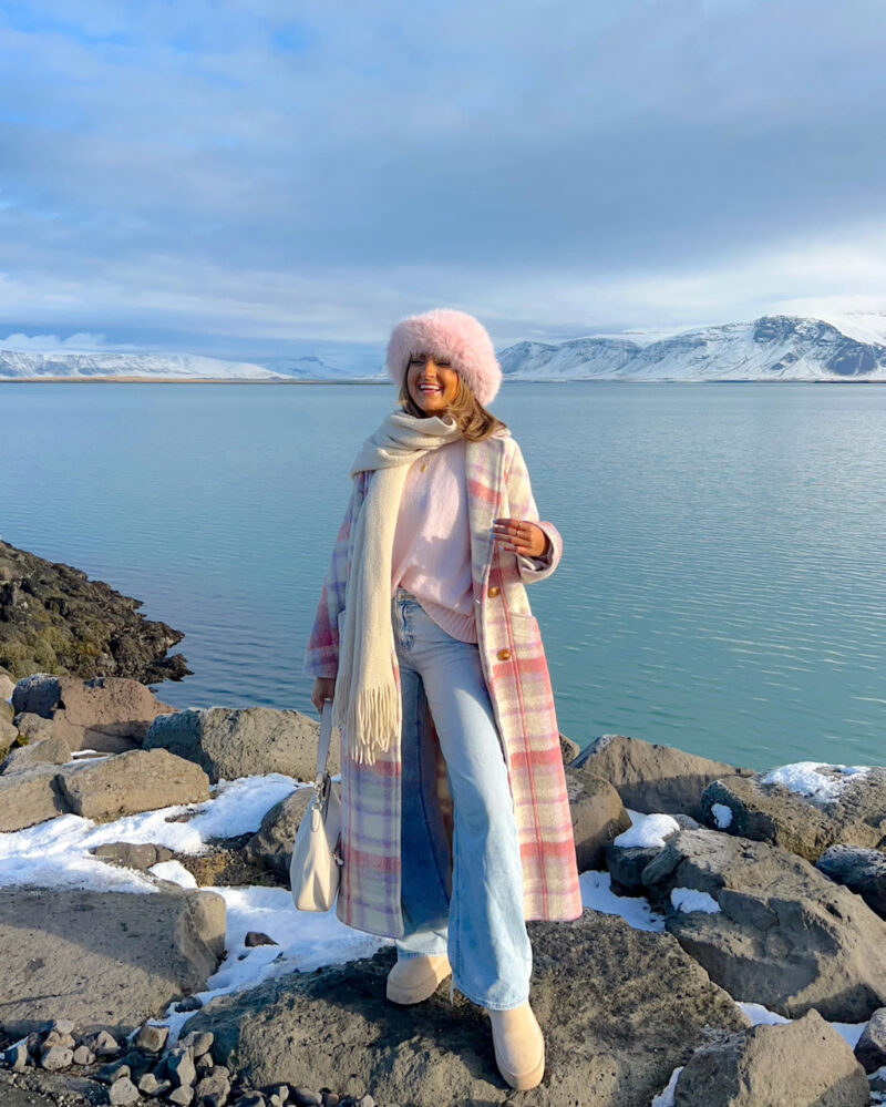 Long Pink Plaid Coat with Wide-Leg Jeans and Ugg-Style Boots Long Pink Plaid Coat with Wide-Leg Jeans and Ugg-Style Boots — Iceland Winter Outfits