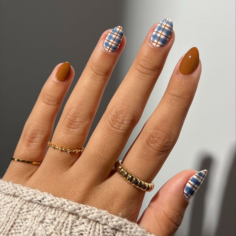 Tan Plaid Accent Almond Nails Tan Plaid Accent Almond Nails — Fall to Winter Nails