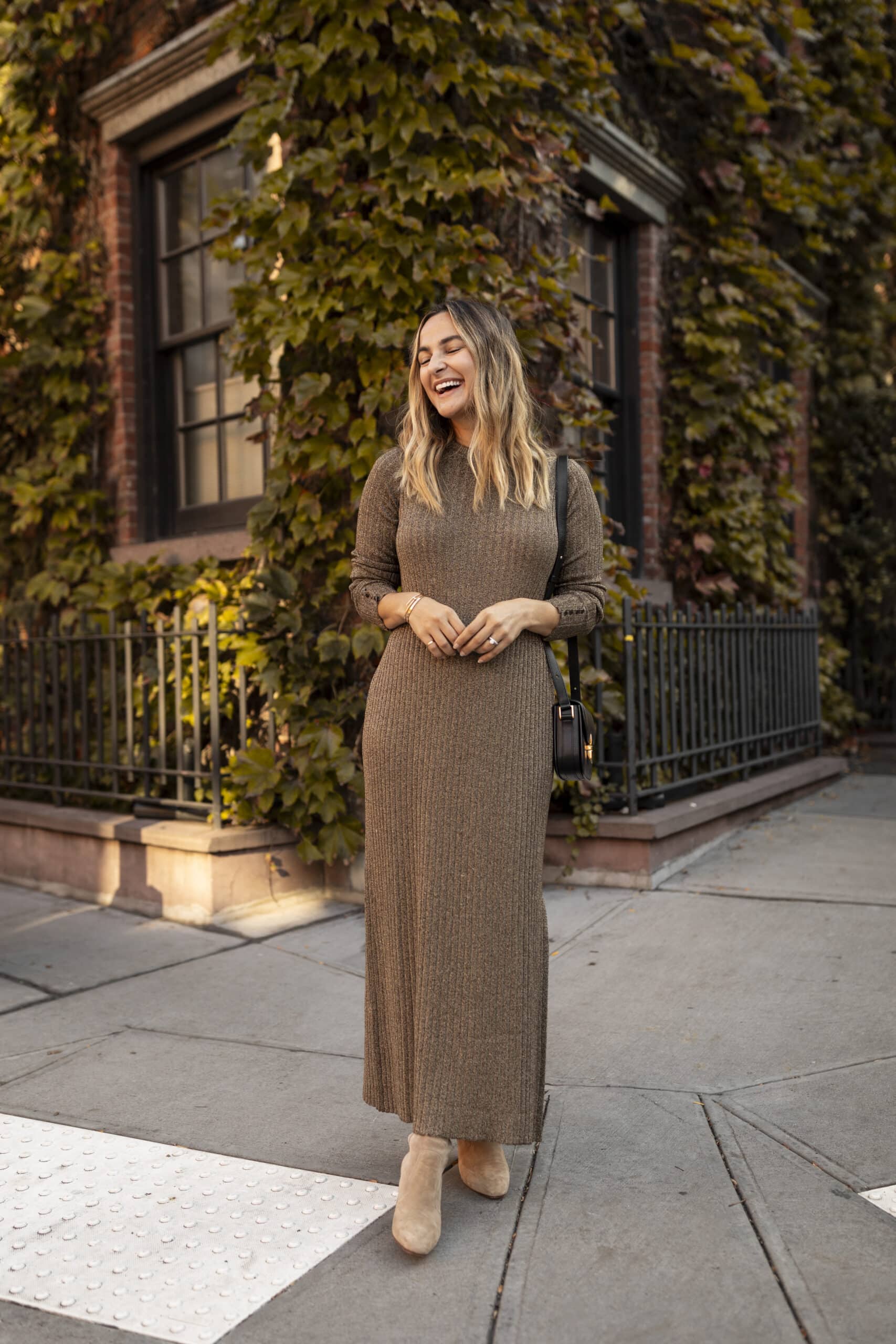 Brown Knit Maxi Sweater Dress with Ankle Boots Brown Knit Maxi Sweater Dress with Ankle Boots — Sweater Dress Outfits
