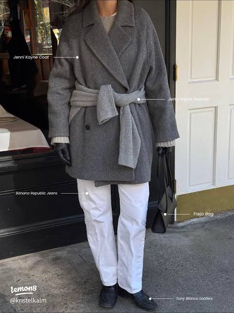 Belted Grey Coat with White Jeans and Leather Gloves Belted Grey Coat with White Jeans and Leather Gloves — Minimalist Winter Outfits