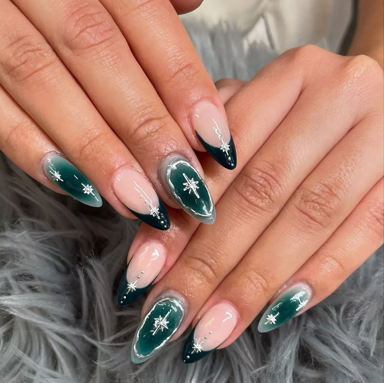 Deep Forest Green French Tips with Stars — Winter Green Nails