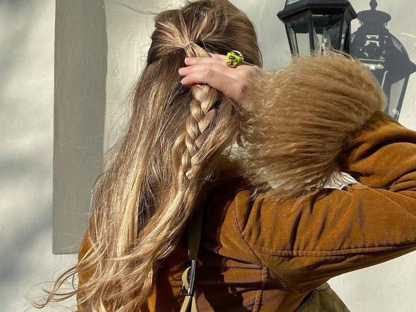 Fine Blonde Half-Up With Single Braid — Easy Winter Hairstyles
