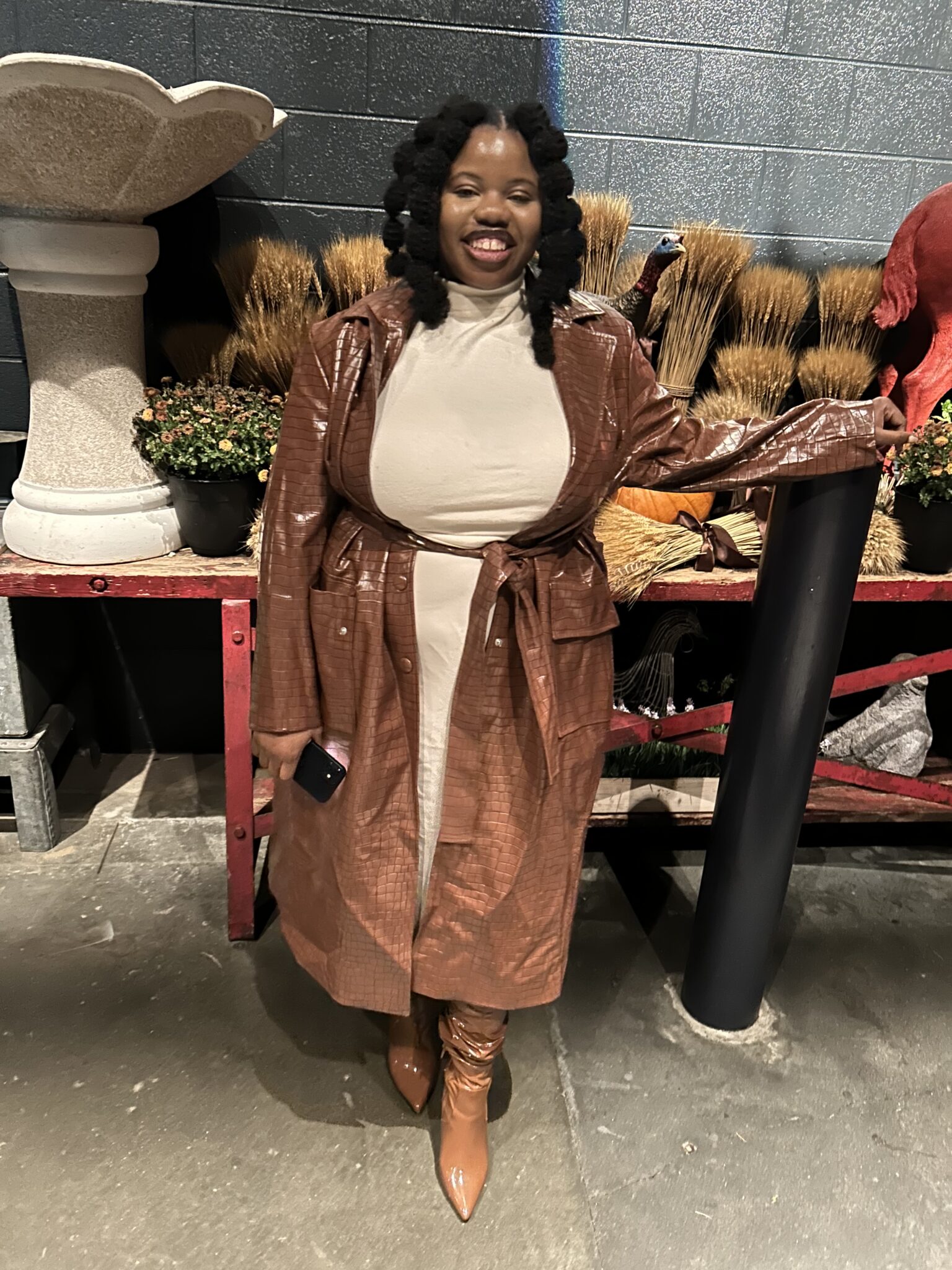 Brown Croc-Effect Trench Coat for Chic Daytime Layering Brown Croc-Effect Trench Coat for Chic Daytime Layering — Winter Outfits for Plus Size Women