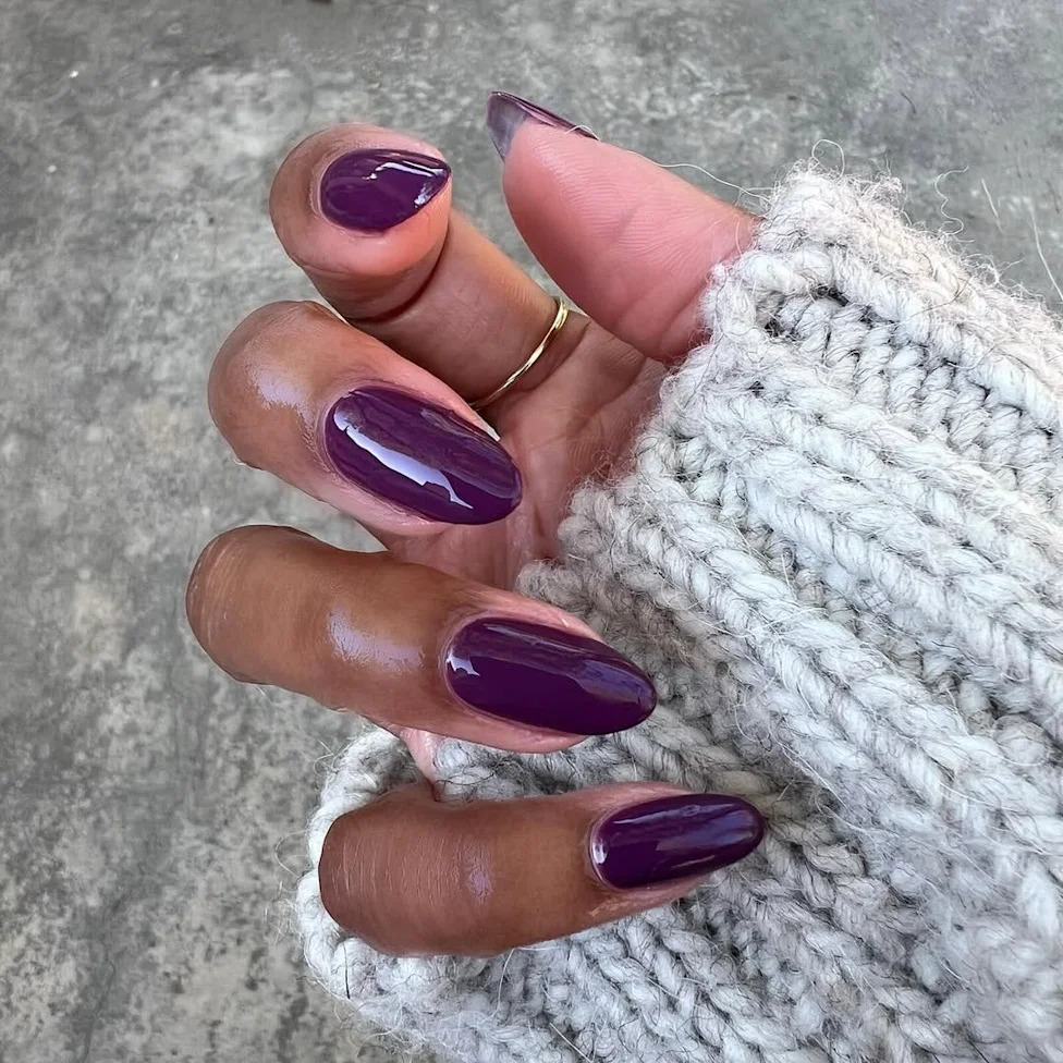 None Deep Plum Glossy Oval Nails None Deep Plum Glossy Oval Nails — Dark Winter Nails