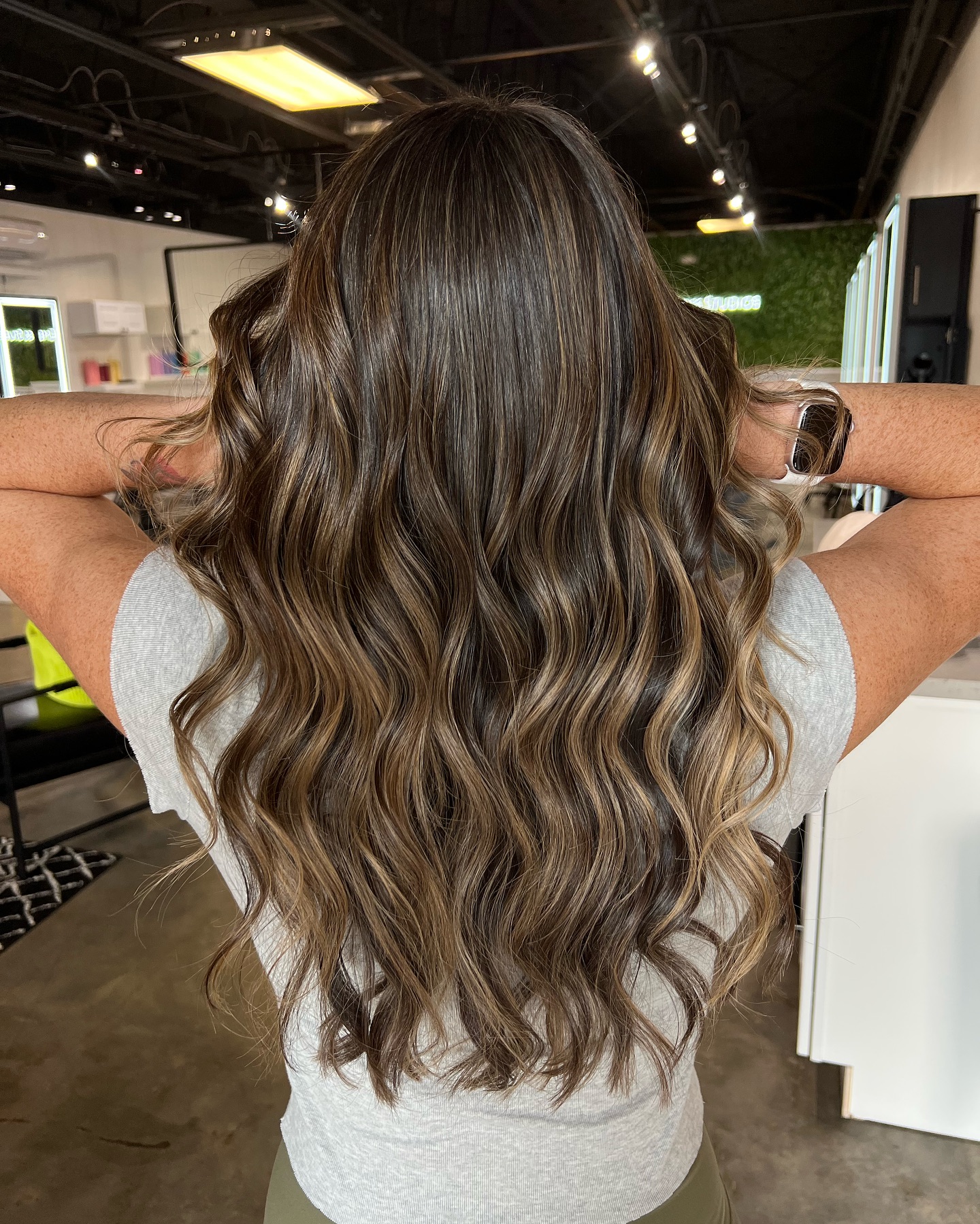 Middle Dark Brown With Ash Blonde Highlights Middle Dark Brown With Ash Blonde Highlights — Winter Highlights