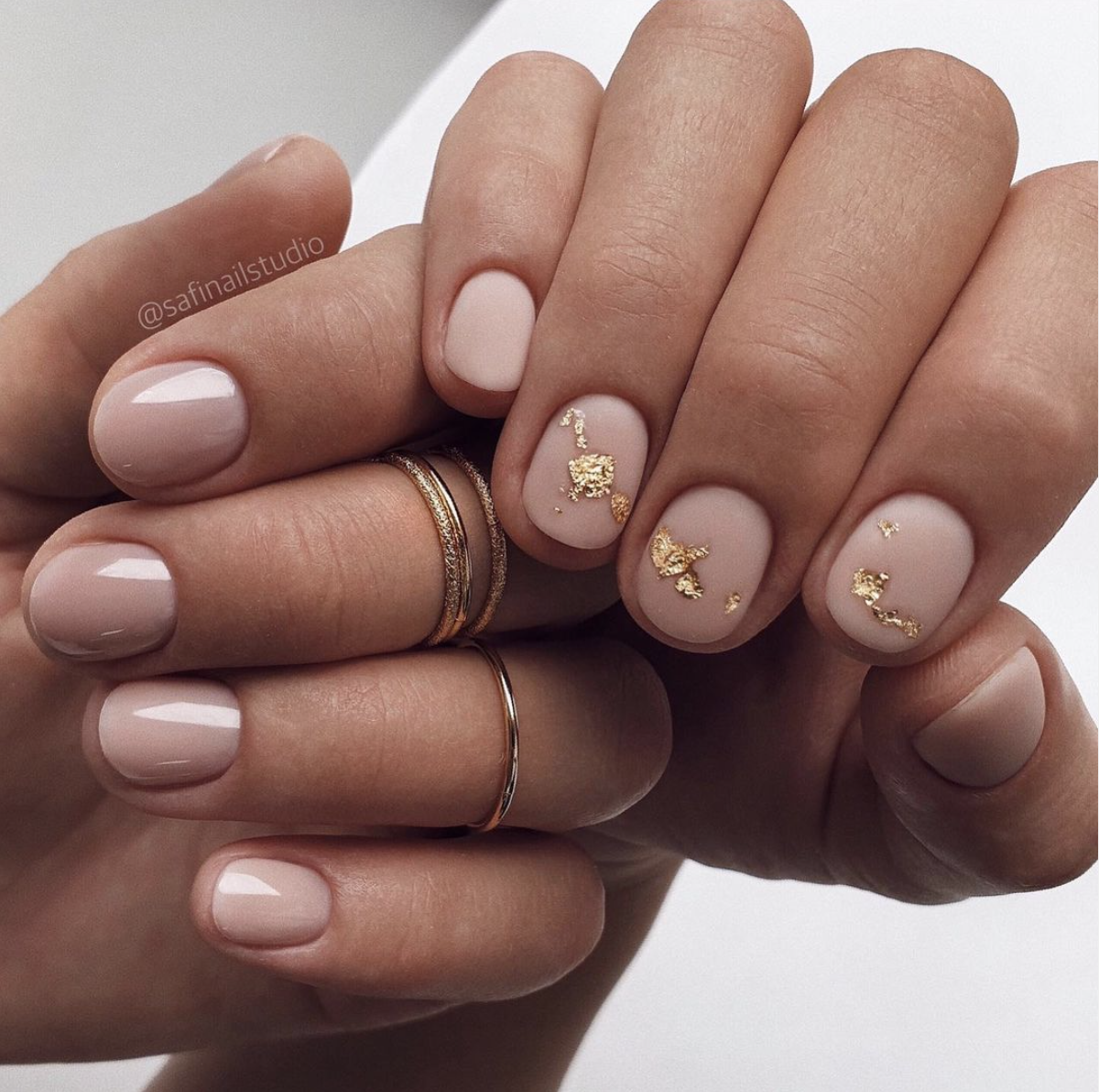 Gold Foil Accents Visual Idea Gold Foil Accents Visual Idea — Winter Nude Nails