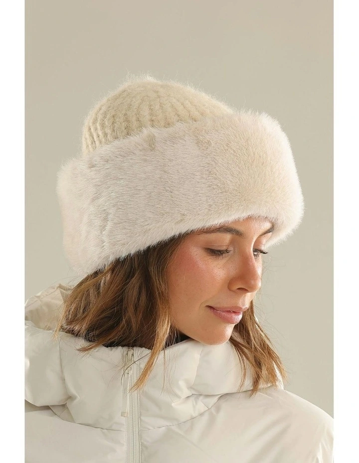 Cream Knit Beanie with Faux Fur Trim — Fur Hat Outfits