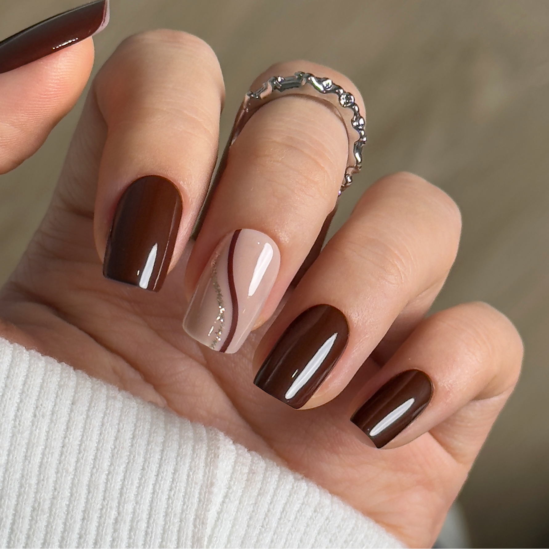 Brown Nude Gold Glitter Swirl Nails — Brown Nail Designs